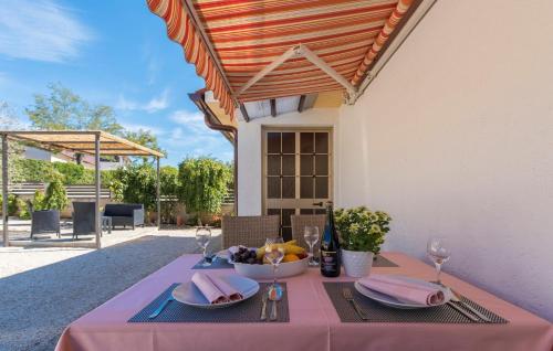 Cottage Nilda I