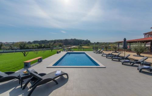 Πισίνα στο ή κοντά στο Sea View apartments with shared Pool