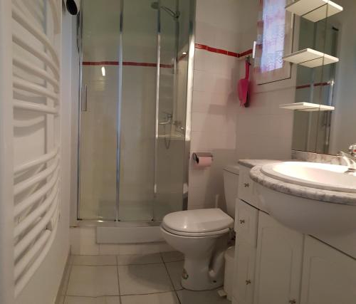 Et badeværelse på Rue de Corfou Les Grenadines