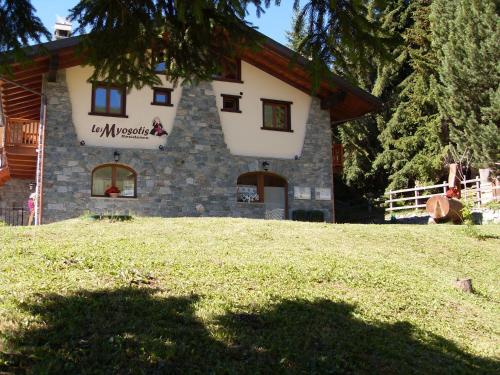 Gallery image of Residence Les Myosotis in Champoluc