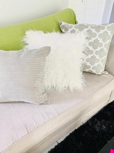 En eller flere senge i et værelse på Studio 13