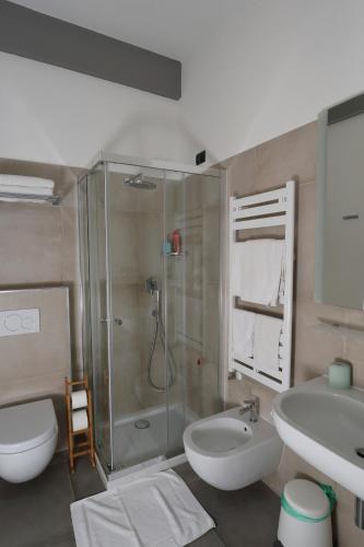 Timpa roomsにあるバスルーム