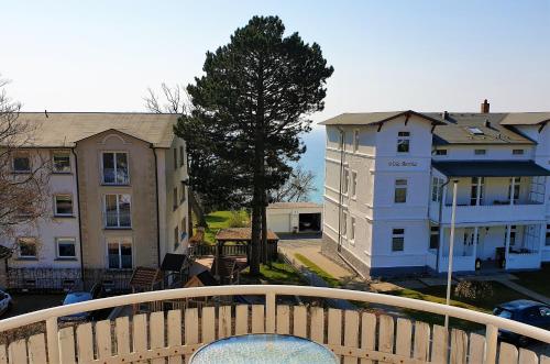 Galeriebild der Unterkunft VM13: MEERBLICK + BALKON + 2019 RENOVIERT = URLAUB in Sassnitz