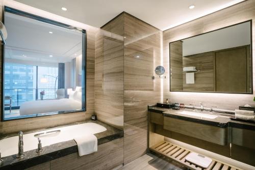 Gallery image of Pullman Zhoushan Seaside in Zhoushan