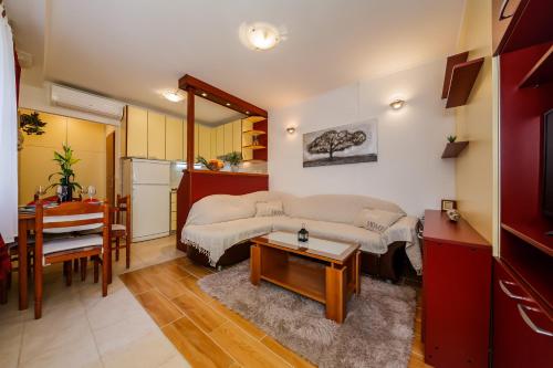 Town Square Cippico Apartment