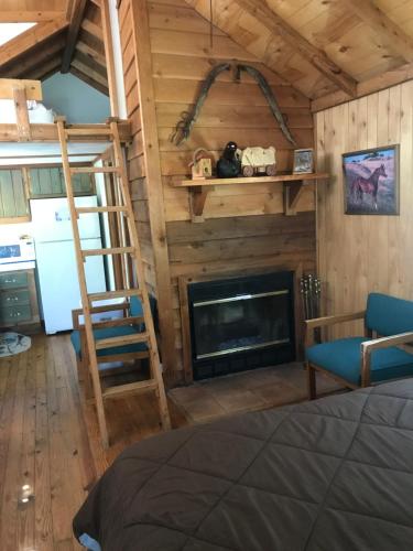 Ruang duduk di Ft. Wilderness RV Park and Campground