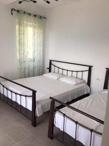 Gallery image of Valentina Rooms in Qeparo