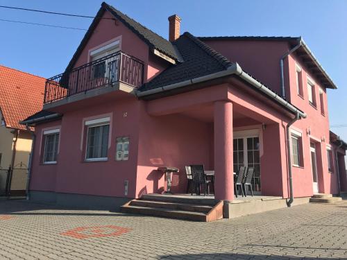 Éva apartmanház