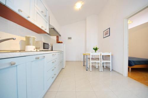 Gallery image of Apartments Beach in Vrsi