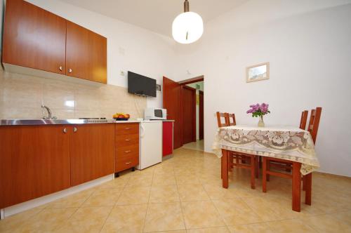 Gallery image of Apartments Beach in Vrsi