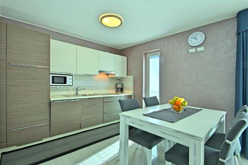Gallery image of Apartments Riva-Interauto in Umag