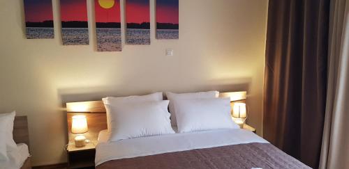 City's Center Lux. Apt.Up 6 persons and BBQ