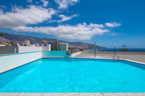 Miramar Apartment with pool by Holiday Rental Madeira