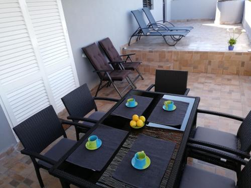 Χώρος καθιστικού στο Apartmani Zdenka Savar-Maslina