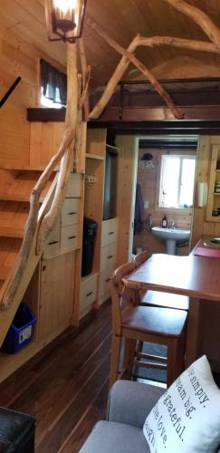 Kuchyň nebo kuchyňský kout v ubytování A Tiny Escape