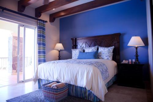 Ένα ή περισσότερα κρεβάτια σε δωμάτιο στο Pueblo Bonito Montecristo Luxury Villas - All Inclusive