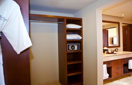 Koupelna v ubytování Pueblo Bonito Montecristo Luxury Villas - All Inclusive