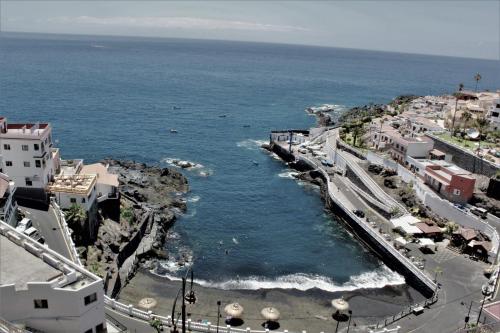 Apartment Studio Wifi Beach Front, Puerto de Santiago, Spain ...