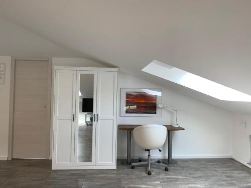 Μια τηλεόραση ή/και κέντρο ψυχαγωγίας στο Atelier La Maison