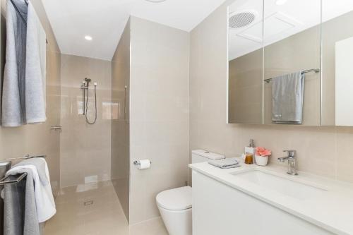 Photo de la galerie de l'établissement Park Avenue Luxe Townhouse Brand New Sleeps 9, à Brisbane