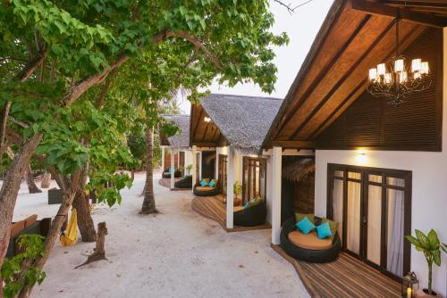 Dhigurah Retreat Beach