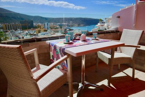 Sun & View Holiday Home