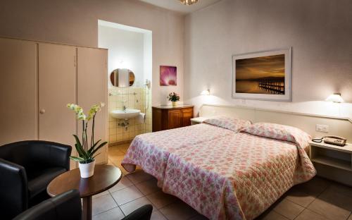 Gallery image of EasyRooms dell'Angelo in Locarno