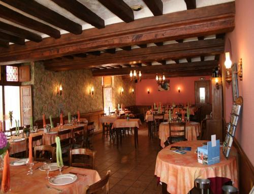 Εστιατόριο ή άλλο μέρος για φαγητό στο Splendid Hôtel