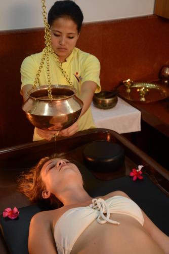 Tetamu yang menginap di Pride Sun Village Resort & Spa