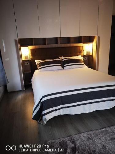 Una cama o camas en una habitación de Angolo di isa