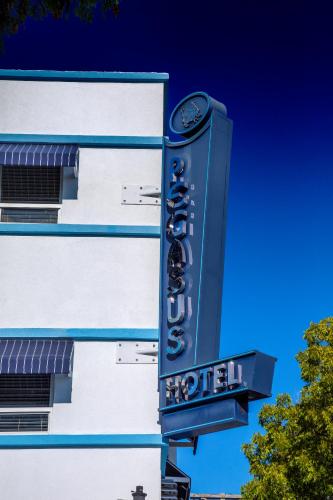 Certifikát, hodnocení, plakát nebo jiný dokument vystavený v ubytování Pegasus International Hotel