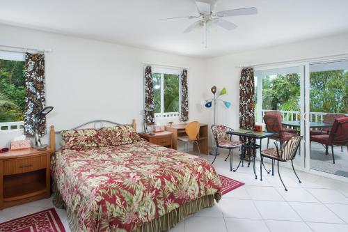 Gallery image of Bears' Place Guest House in Kailua-Kona