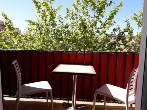 Gallery image of Hotel Le Terminus in Le Lavandou