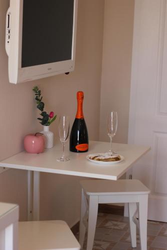 Bebidas en Room and Apartment Doris