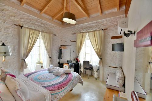 Gallery image of Mastoris Mansion in Hydra
