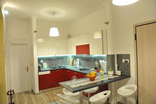 Cozy ACROPOLIS