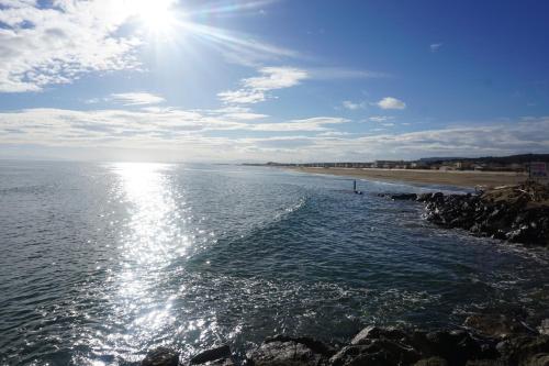 Photo de la galerie de l'établissement Maison Tout Confort à 300m de la Plage (NARBONNE-PLAGE), à Narbonne-Plage