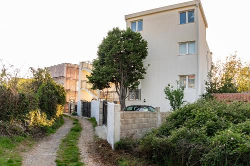 Сад в Apartments Natali