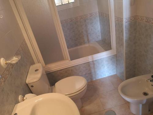 Koupelna v ubytování APARTMENT WALSH - LA ZENIA