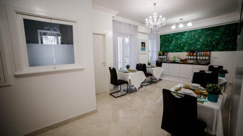 Afbeelding uit fotogalerij van St. Peter Area Luxury Suites in Rome