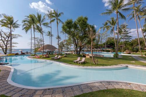 Kolam renang di atau dekat dengan Eden Beach Khaolak Resort and Spa A Lopesan Collection Hotel - SHA Extra Plus