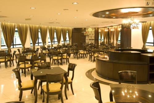 Restaurace v ubytování Muarar 99 Hotel
