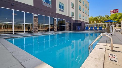 Best Western Plus Roland Inn & Suites Image