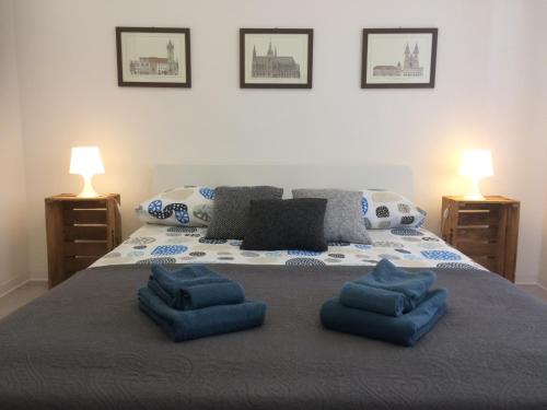 Posteľ alebo postele v izbe v ubytovaní Casa4Casa