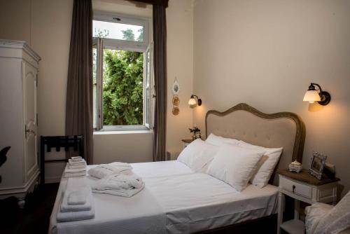 Kyria Boutique House
