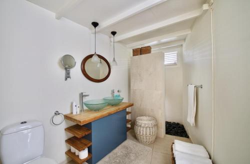 ห้องน้ำของ Piscadera Bay Resort 79