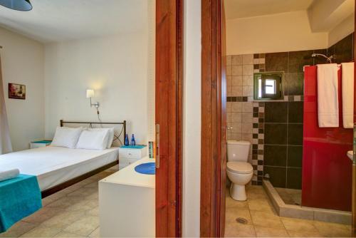 Koupelna v ubytování SivotaBayVillas Lefkada - 3 bedrooms villas with sea view & private pool