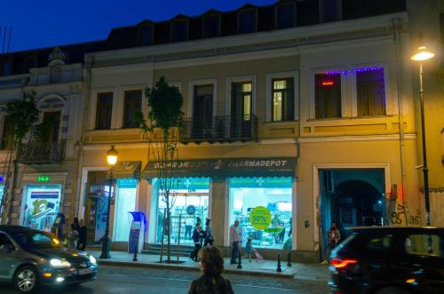 Clientes alojados en Home@97 on Aghmashenebeli Avenue