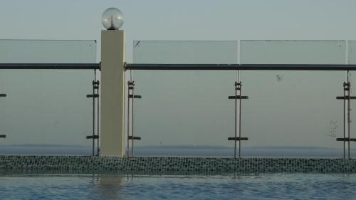 Πισίνα στο ή κοντά στο Nyali Golf View Residence