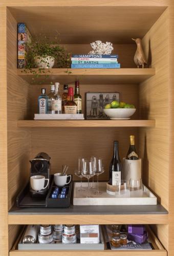 Dapur atau dapur kecil di Malibu Beach Inn